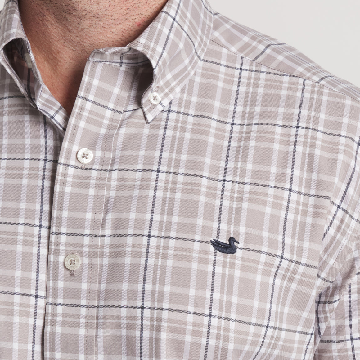 Burnt Taupe & Navy | On Model Details